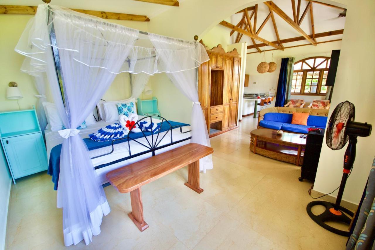 La Petite Maison And Sea Splash Baie Sainte Anne Εξωτερικό φωτογραφία