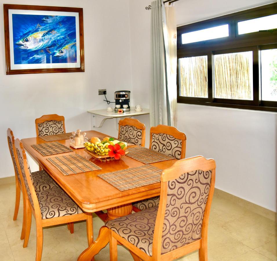 La Petite Maison And Sea Splash Baie Sainte Anne Εξωτερικό φωτογραφία